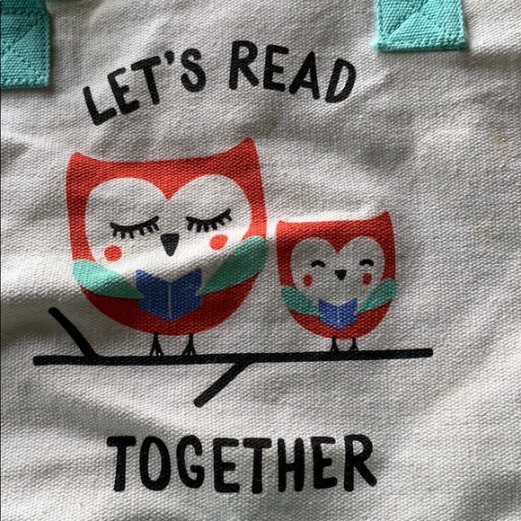 A small book bag - Picture 3 of 3